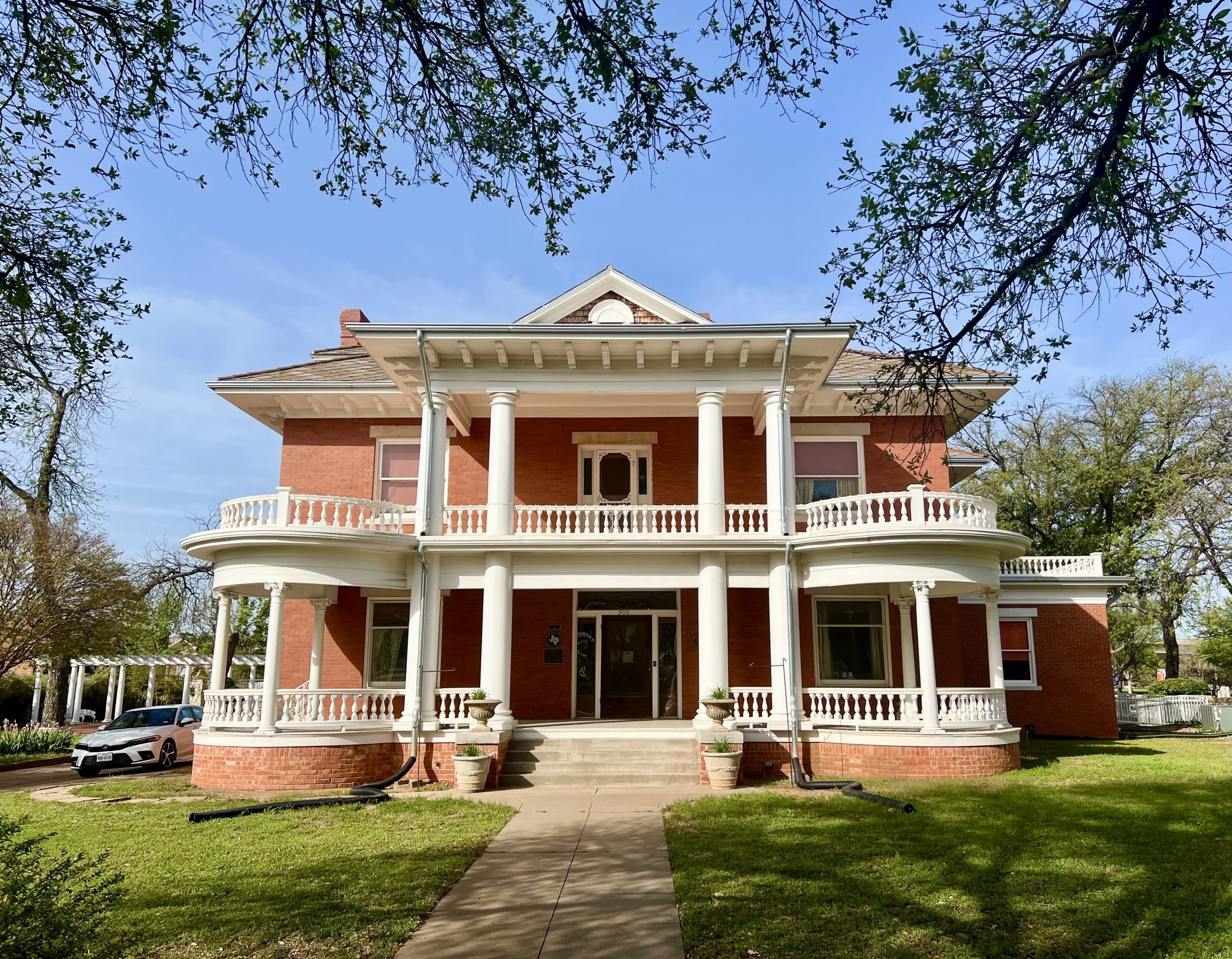 front facade of the red brick kell house museum, one of the best things to do in wichita falls texas
